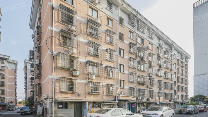 灵凤新村西区外景图