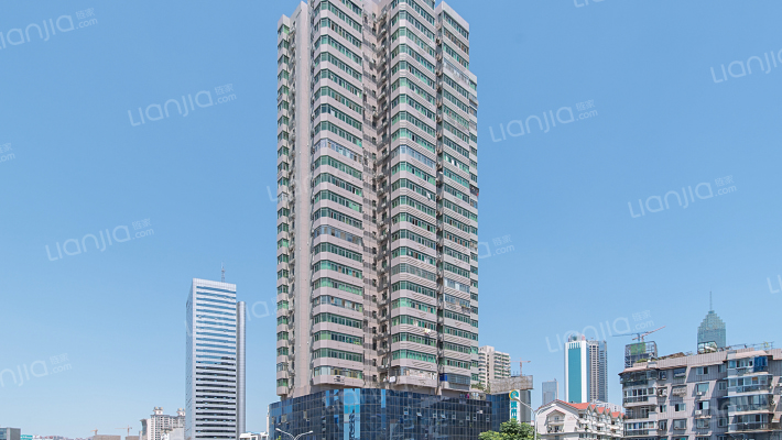 青年广场外景图