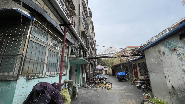 新华印刷厂家属院外景图