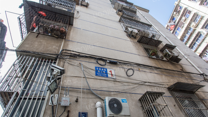 任家坡街南三巷外景图