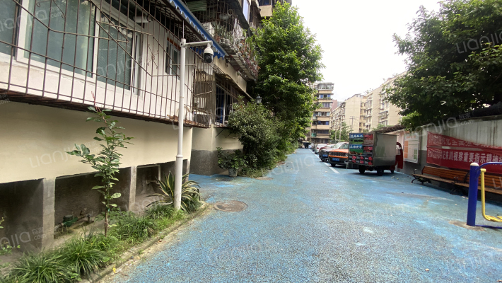 莲花南路4号外景图