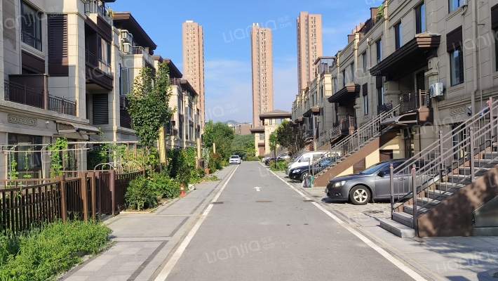 世茂国风龙院外景图