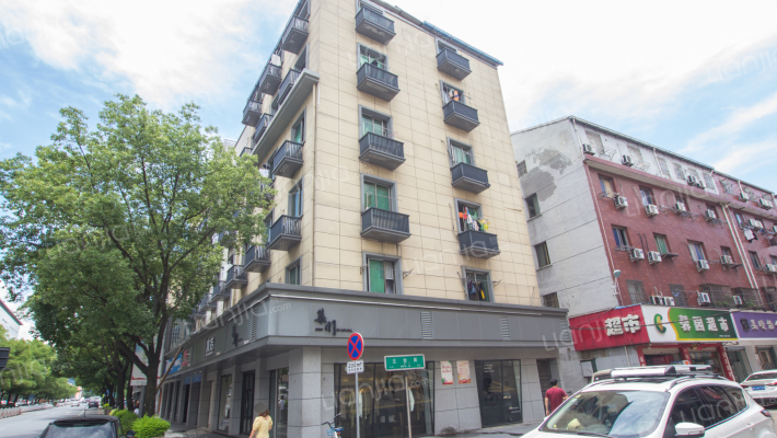 方台小区外景图