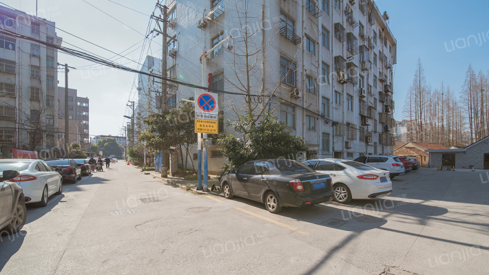 市委新村外景图