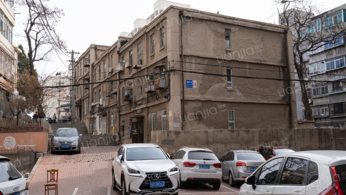 青春一巷外景图