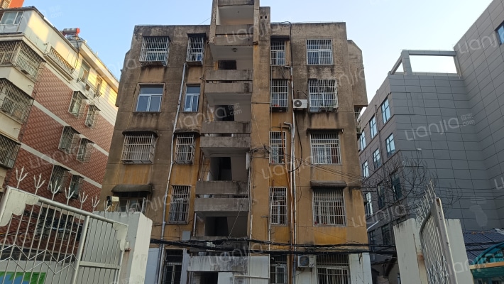 广播局家属院外景图