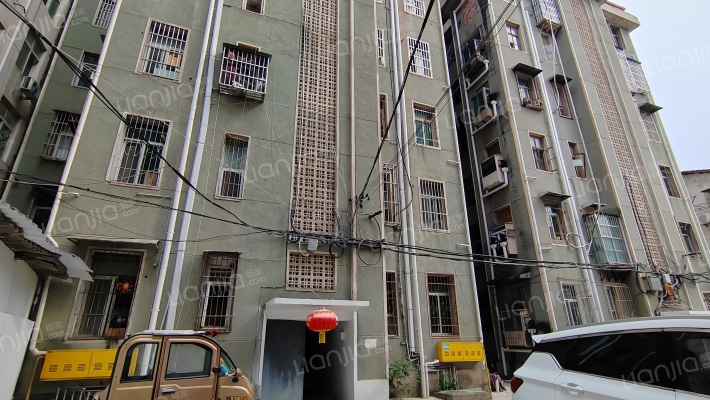 西湖新村特1号外景图