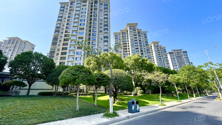 百和国际花园外景图