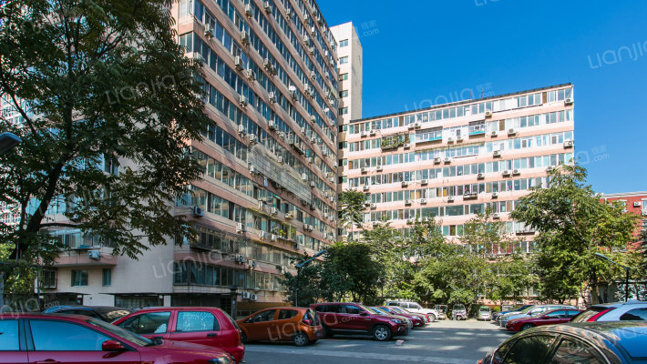 角门12号院外景图