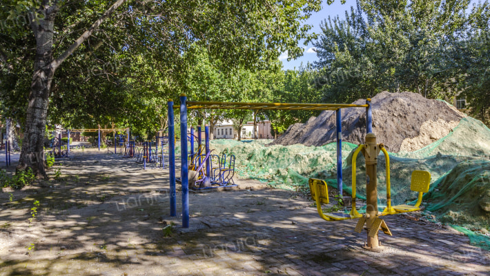 师院东院家属楼外景图