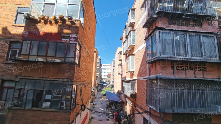 前卫路小区外景图