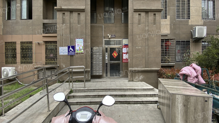 银河金座外景图