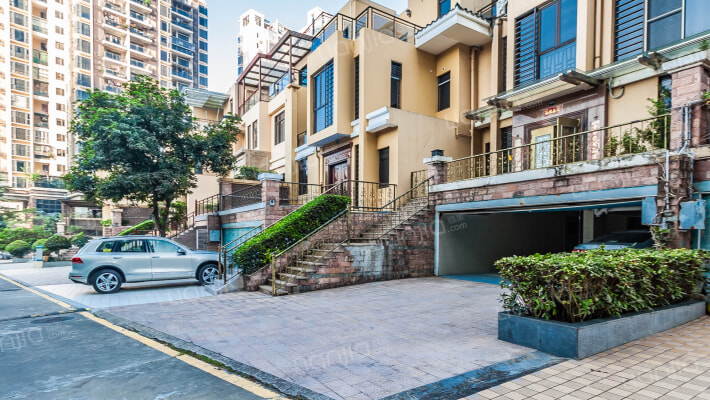 威凤山庄外景图