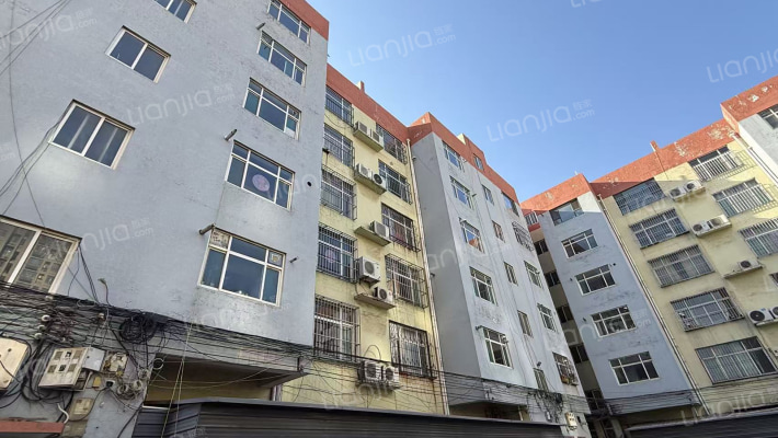 光明苑小区外景图