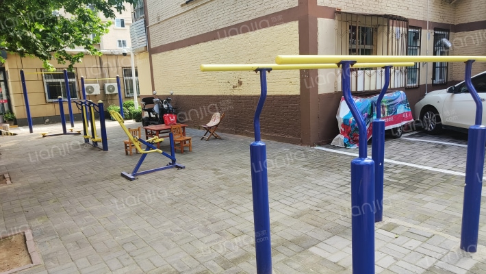 建峰小区外景图