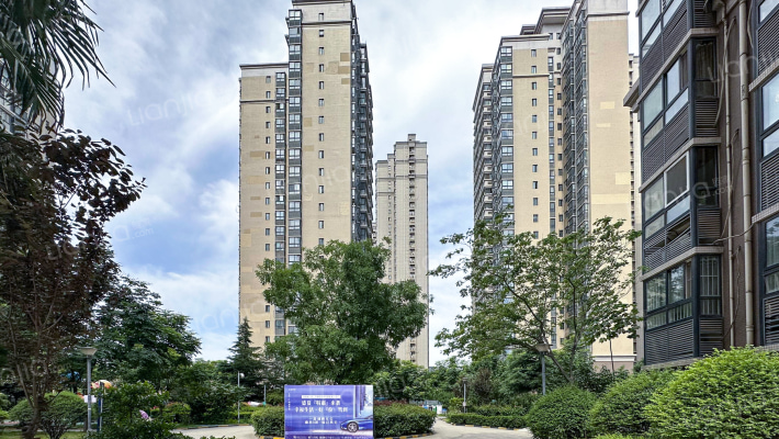 万家灯火外景图