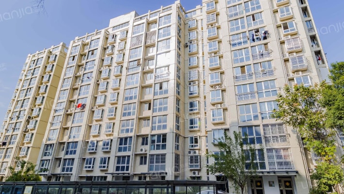 晶都国际外景图