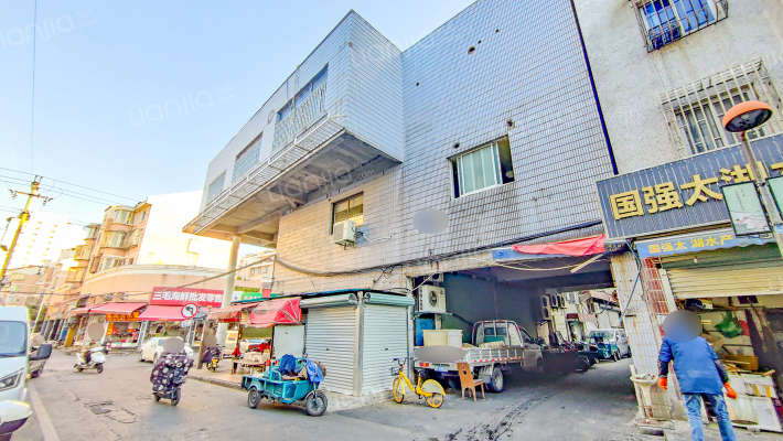 城河商汇外景图