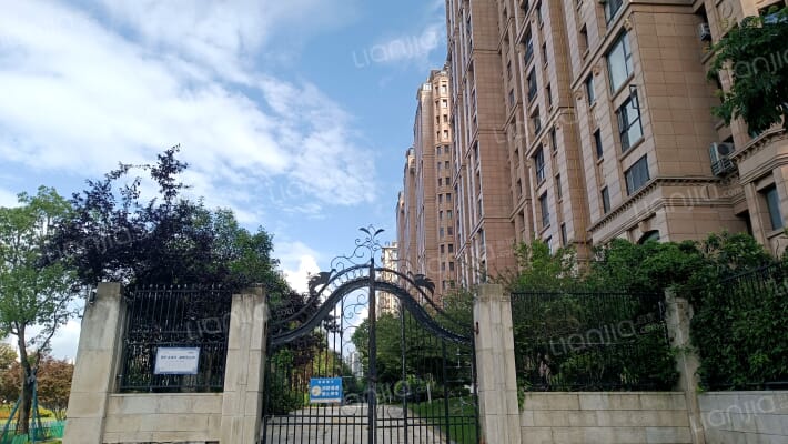 城市之光外景图