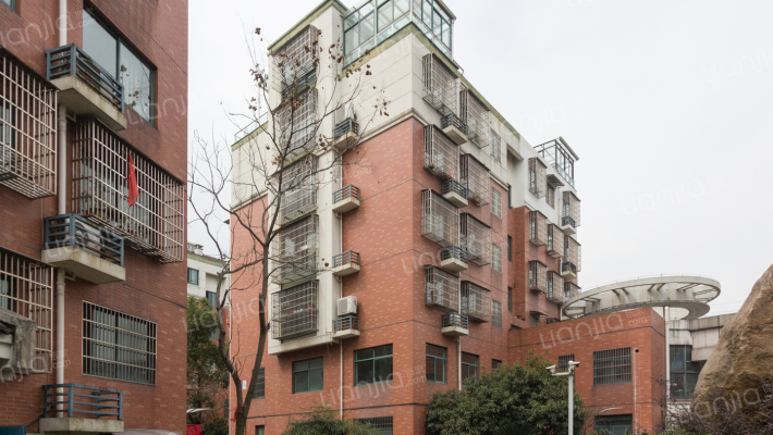 春天雅苑外景图