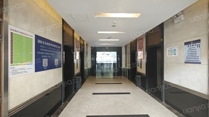 钻石商务大厦外景图