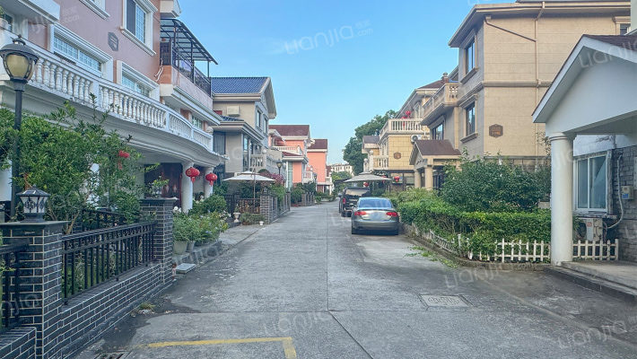 万松山庄外景图