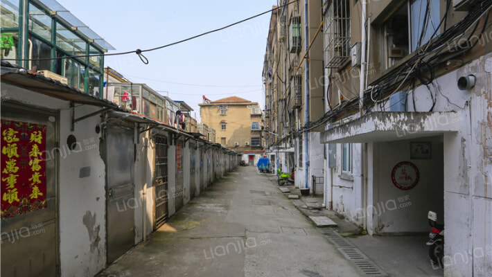 日升纺织家属区外景图