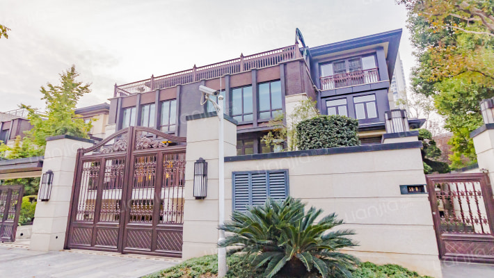 纯水岸东湖天樾一期外景图