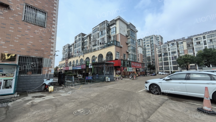 泽园现代城外景图