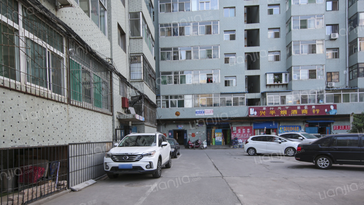 清风东区外景图