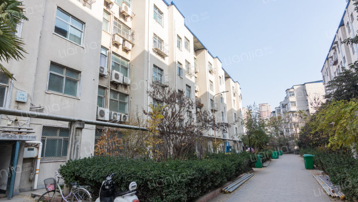 电业局安装公司家属院外景图