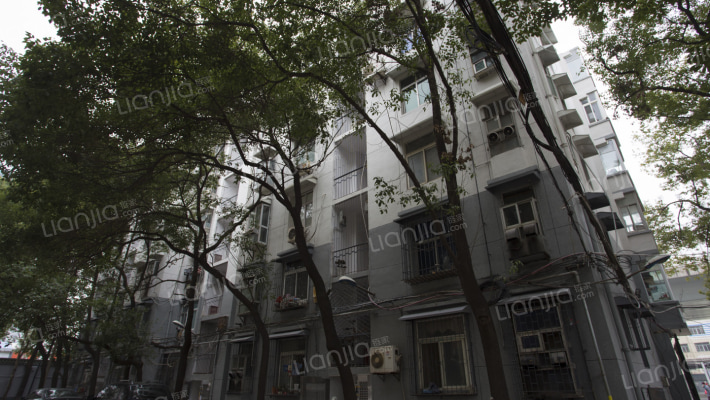 晒湖电力小区外景图