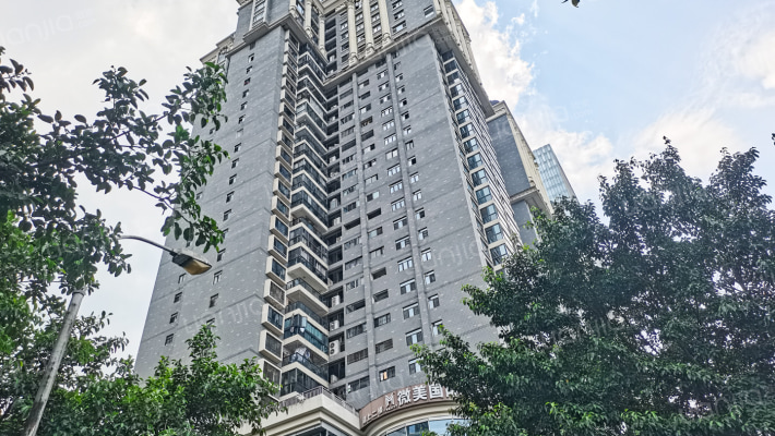 南湖名都广场外景图