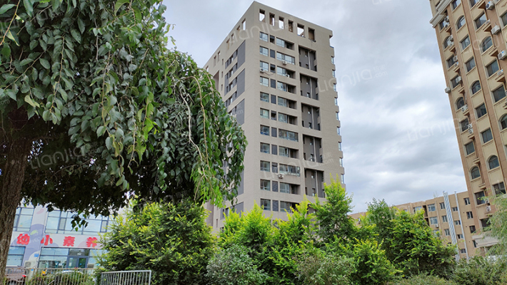 融创学成公寓外景图