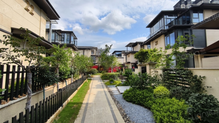 锦源府东区外景图