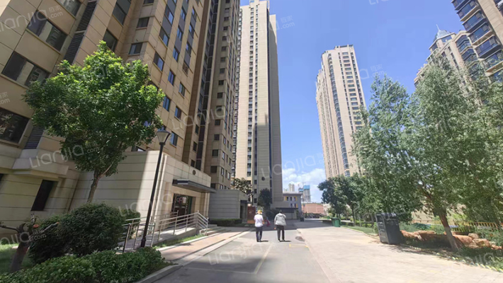 太化紫景天城外景图