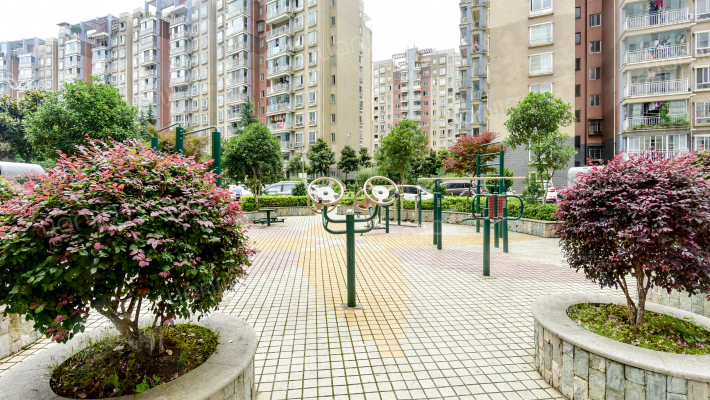 麒龙金翠湾外景图