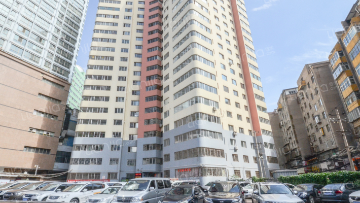 连铝大厦外景图