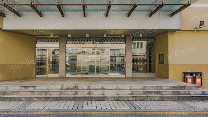 竹山路151号外景图