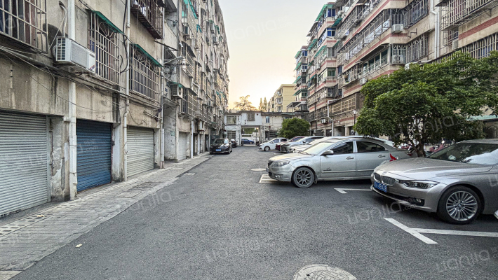 春晖社区清幽弄外景图