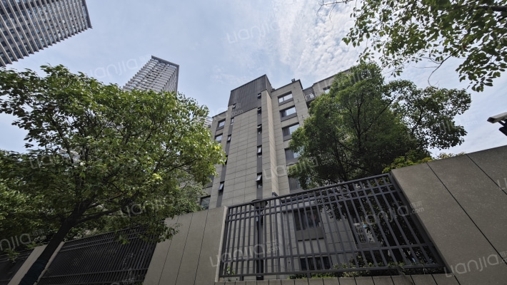 富力山南区外景图