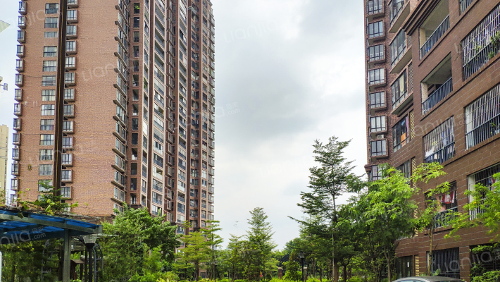 湖滨花园1期外景图