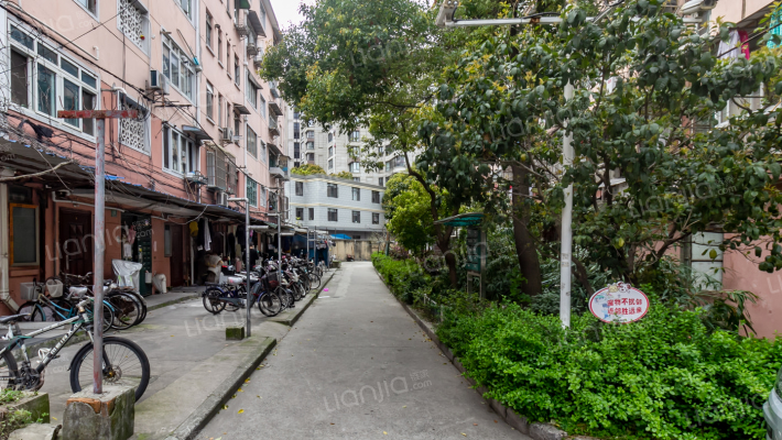 安顺路231弄外景图