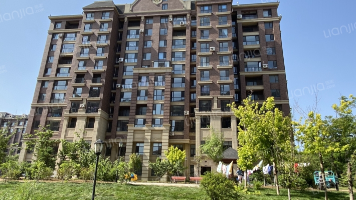 水秀南园外景图