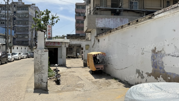 下淀路沿街外景图