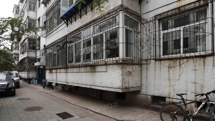 兴华住宅小区外景图