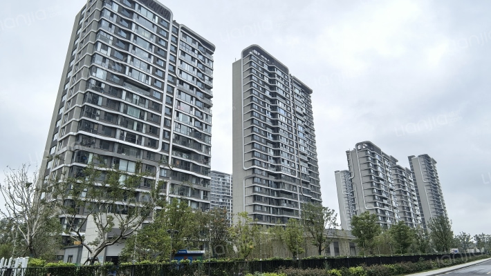 万科玉玲珑外景图