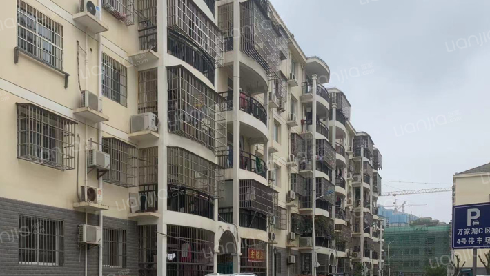 万家湖社区C区外景图