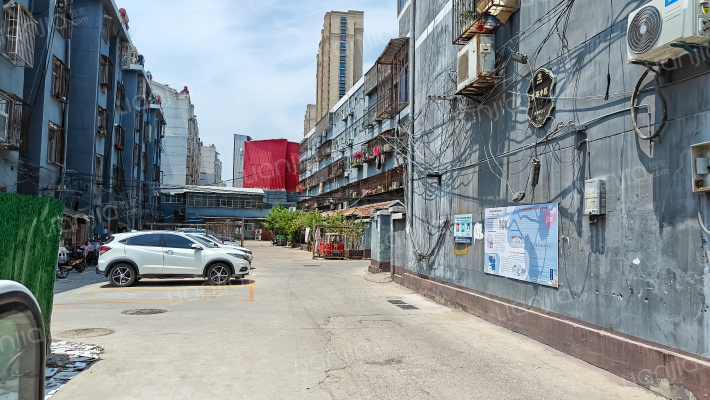 房亭家园外景图