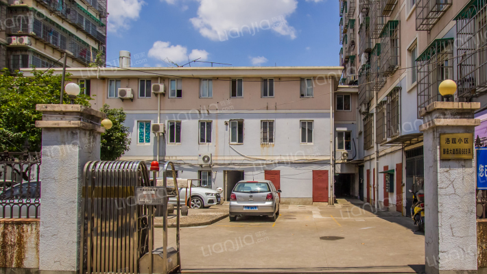 洛兹小区外景图